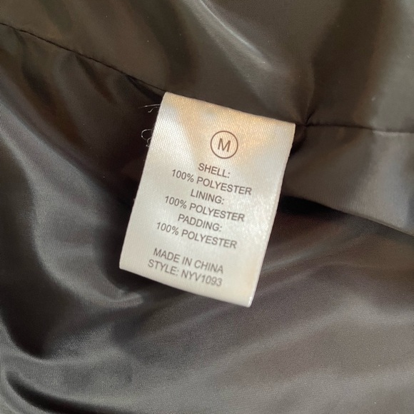 🎄Fashion Nova Cropped Puffer Vest | Black | M - Picture 8 of 9